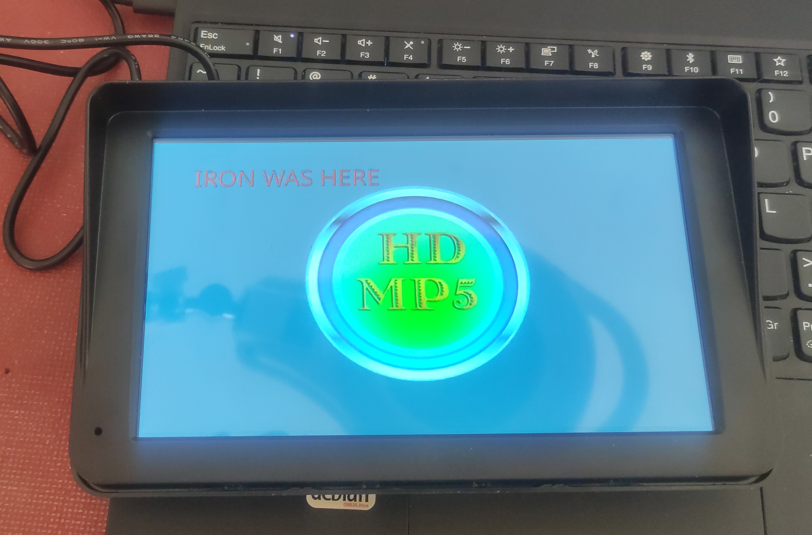 The screen showing a modified boot image